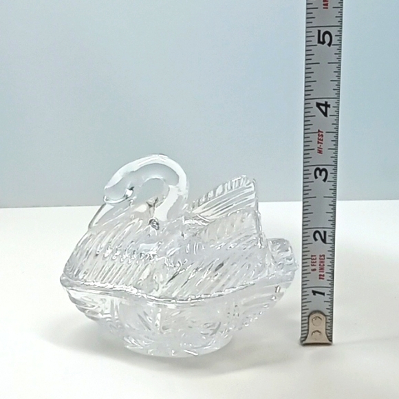 Vintage crystal swan trinket dish. No flaws. - Picture 5 of 6